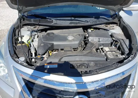 2015 Nissan Altima 2.5 S из США, поврежденный, VIN 1N4AL3AP5FN360326